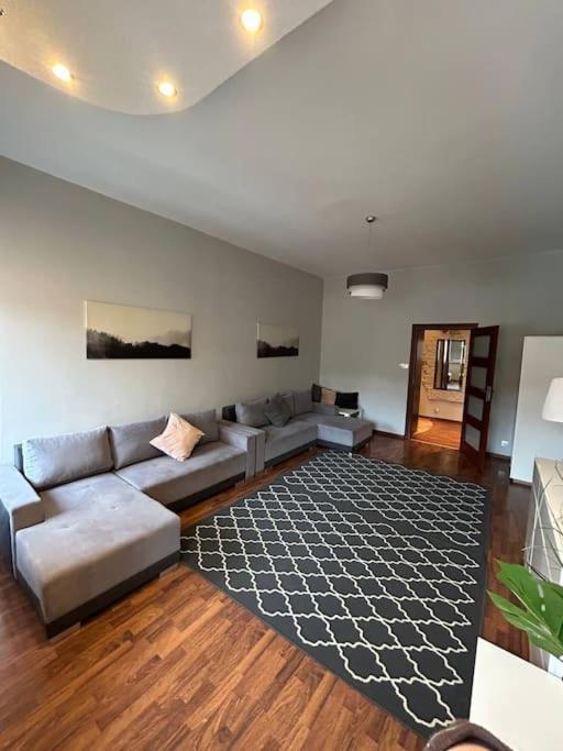Big Apart - Rynek 8 - Nice View - 3 Rooms - 9 People Wroclaw Luaran gambar